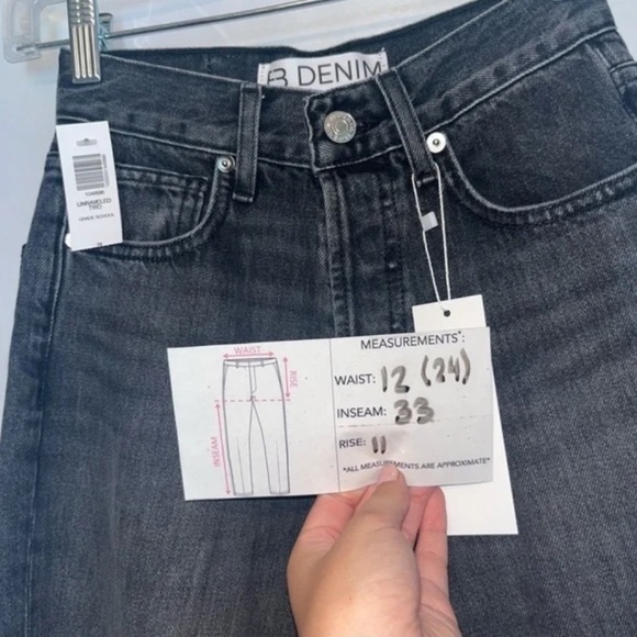 EB Denim Aritzia Unraveled Two Side Slit Jeans - Grade School - Size 24 - Picture 15 of 15